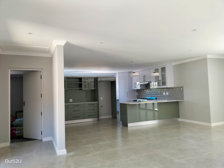 3 Bedroom Property for Sale in Fraaiuitsig Western Cape